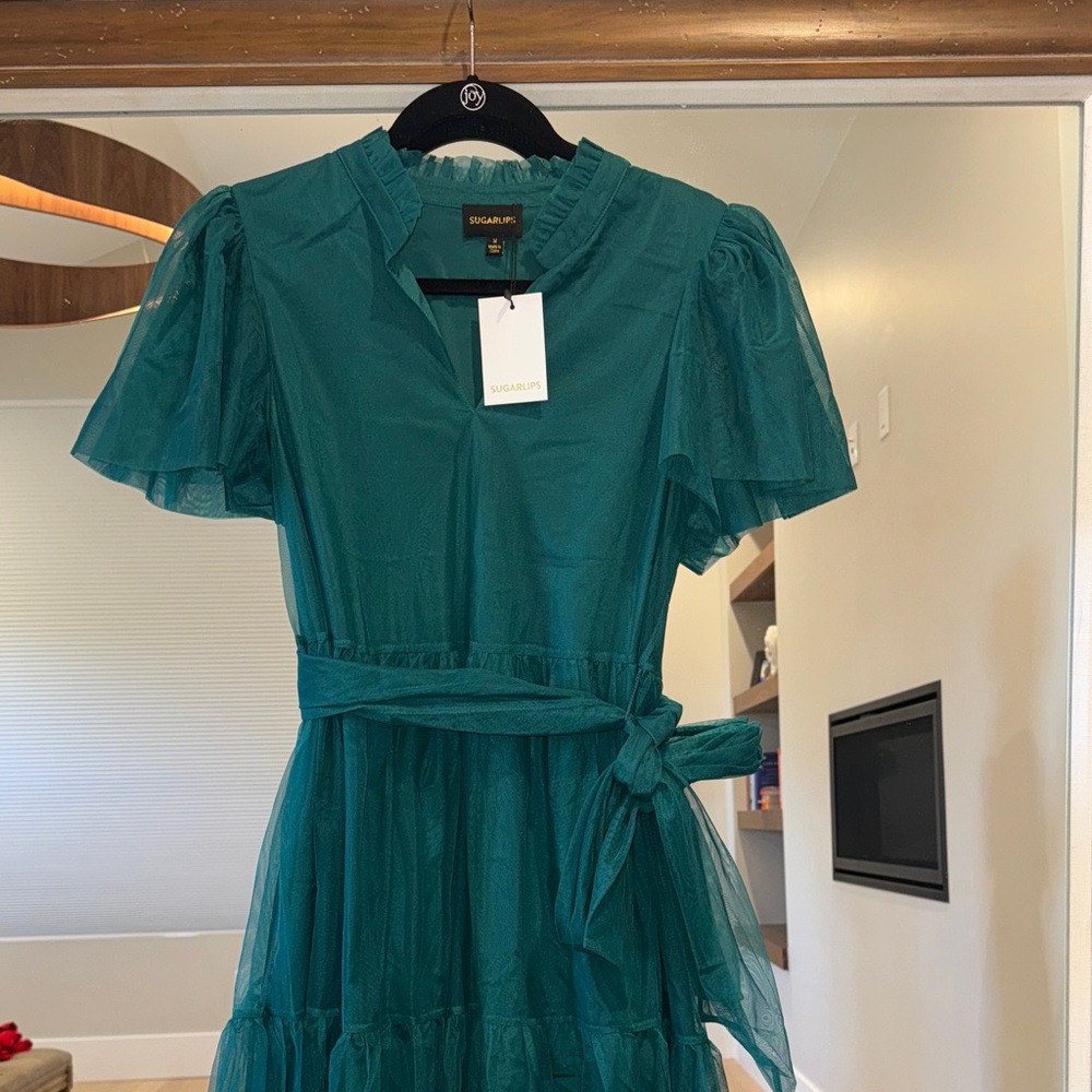 Chic Green Long Dress with Belt